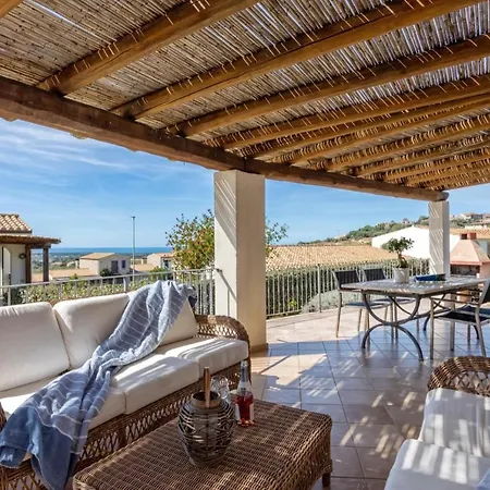 The Veranda Holiday Apartment *